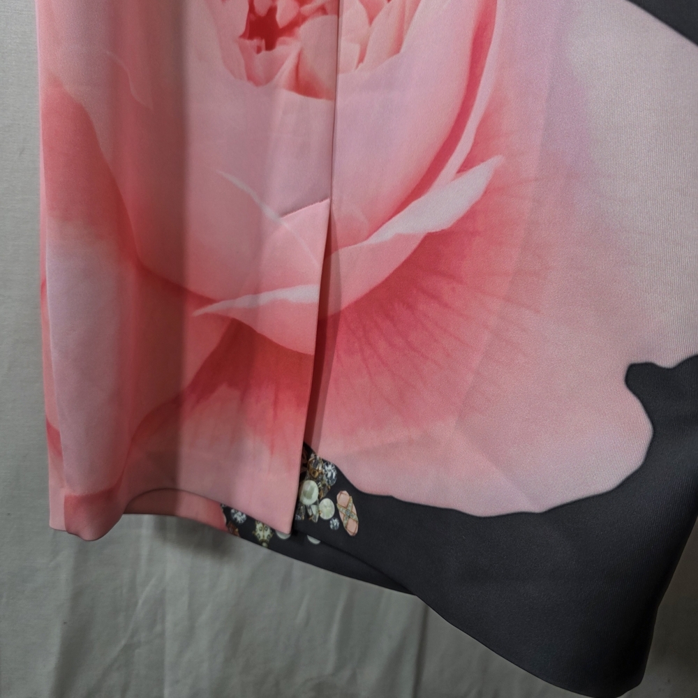Ted Baker Rubelle Blenheim Palace ruched detail midi dress in natural maximalist - Picture 9 of 16
